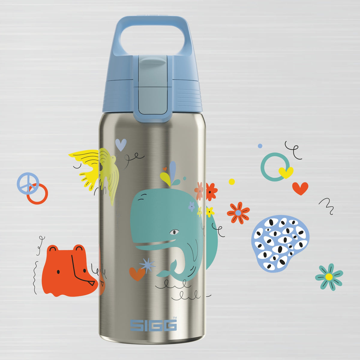 SIGG Shield Therm One lasten juomapullo Whale Friend 0,5 l, käyttökuva