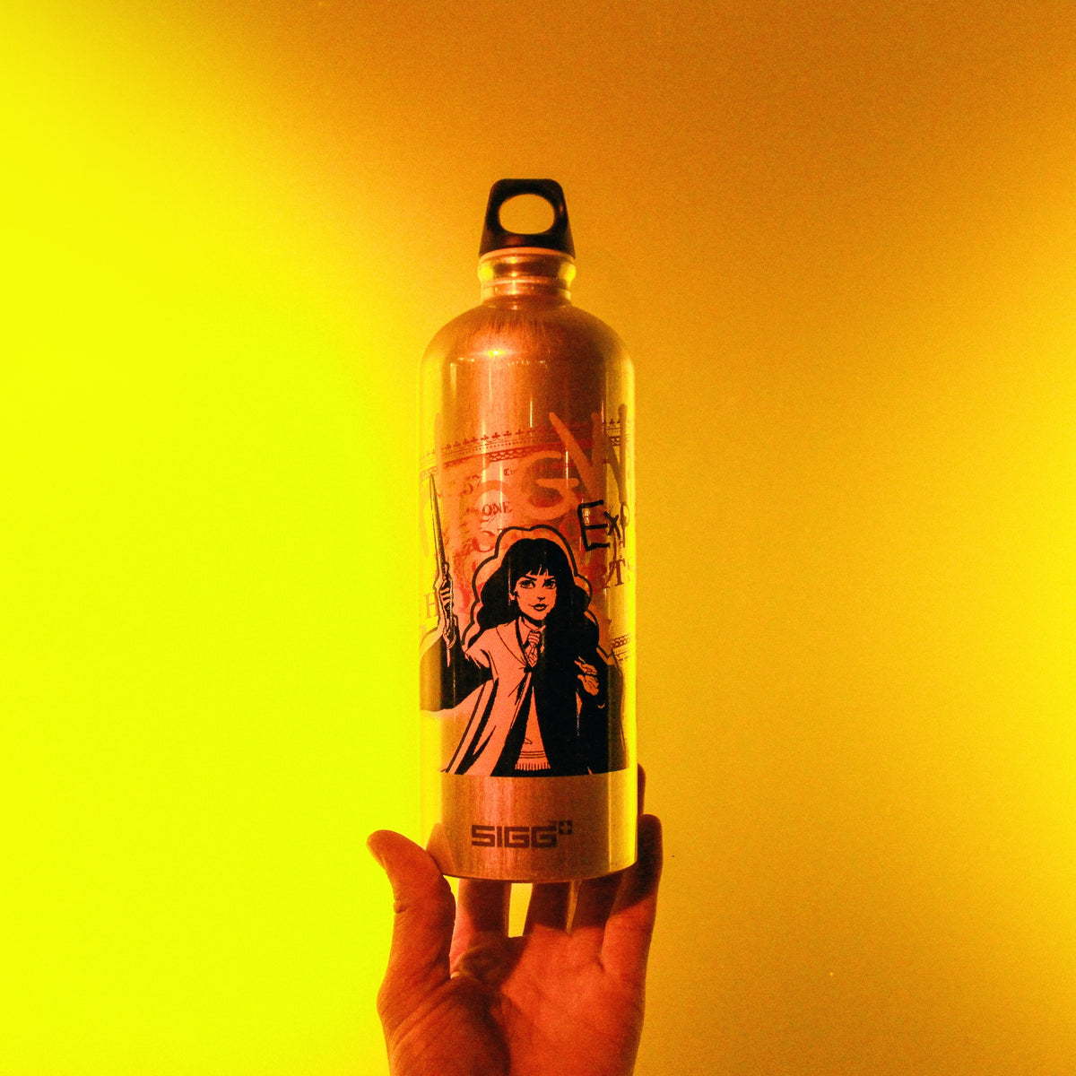 SIGG Hogwarts Express 1,0 l, käytössä ulkona