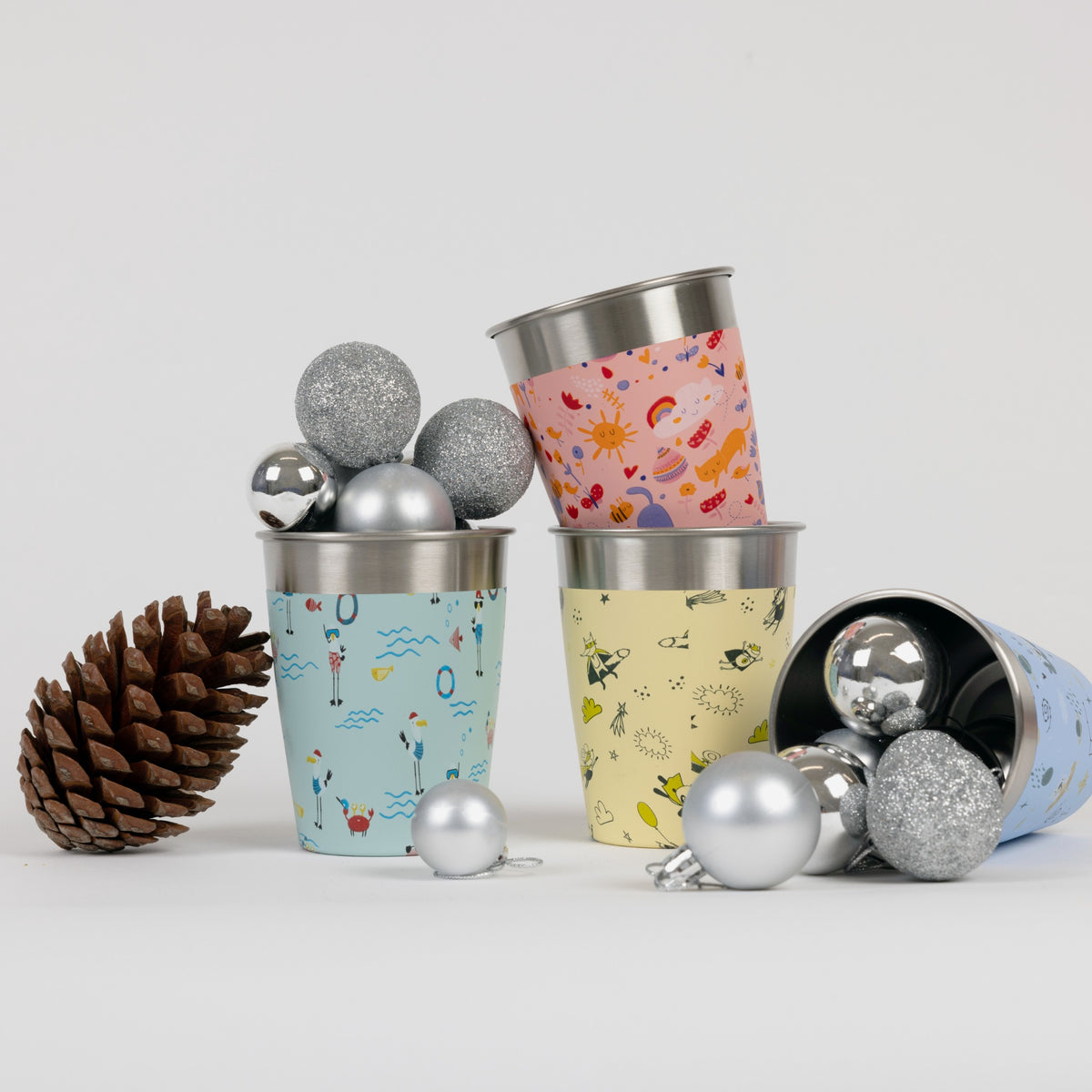 SIGG Kids Cup Set Daydream 0,35 l, käytössä ulkona