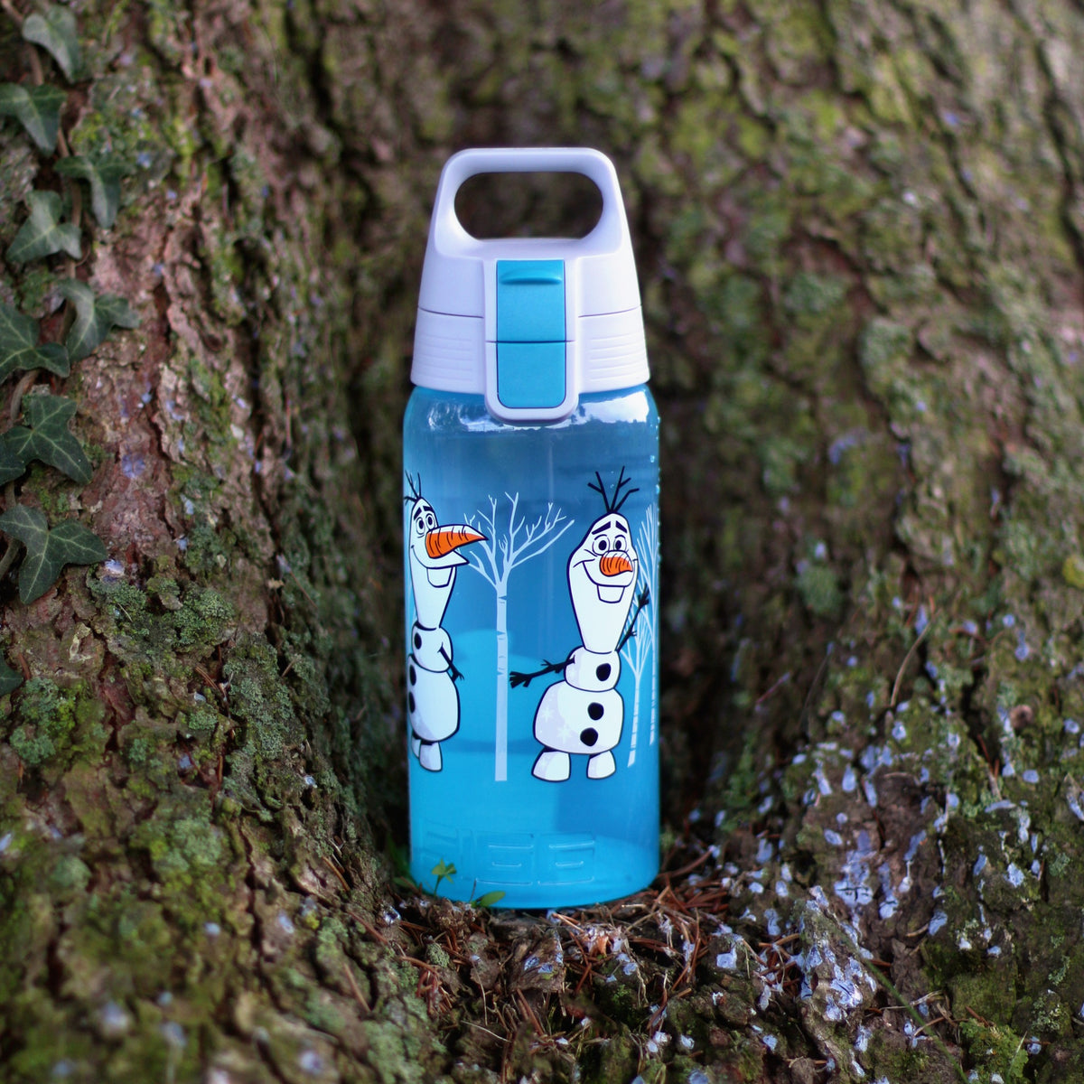 SIGG VIVA ONE Olaf ll 0,5 l, käytössä ulkona