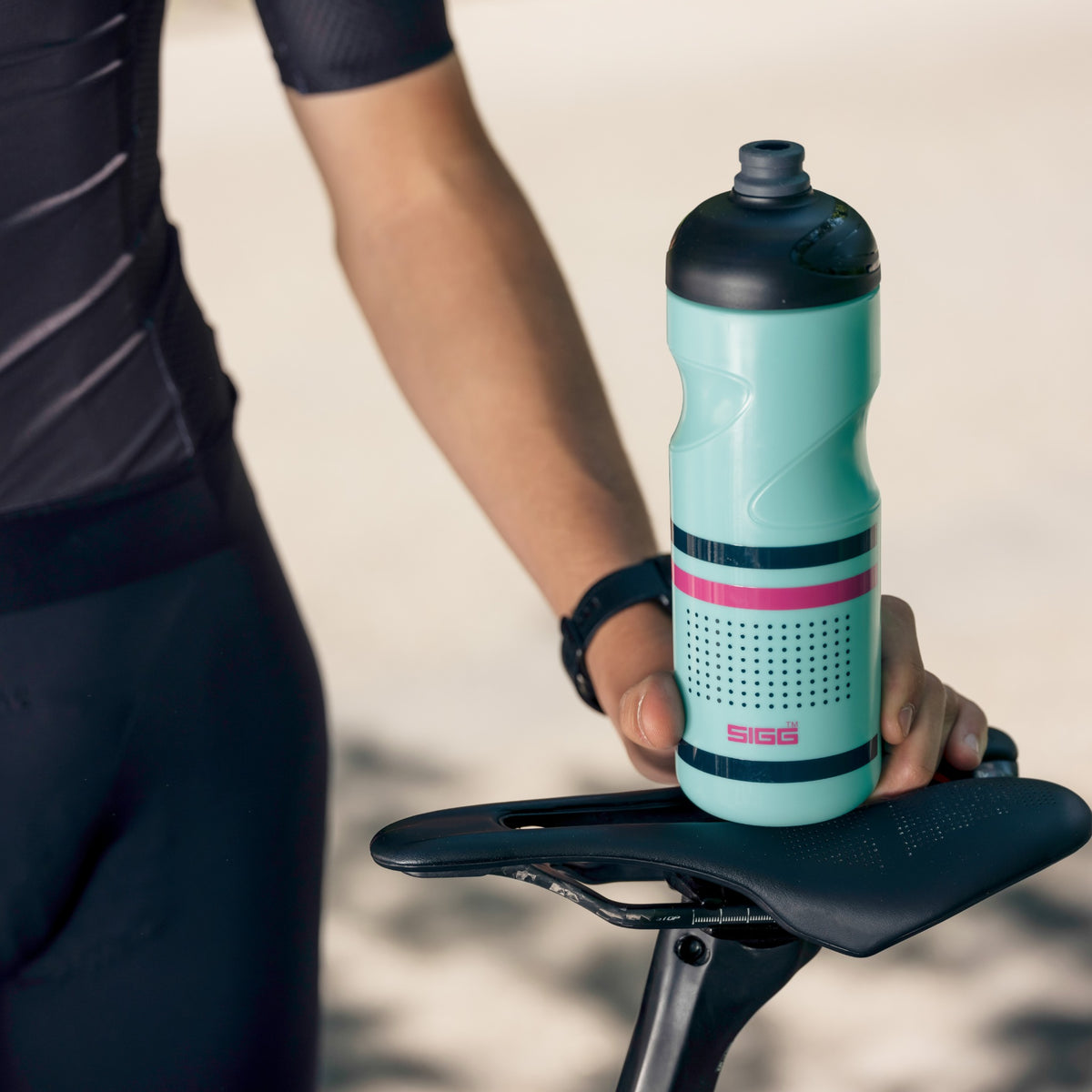 SIGG Pulsar Glacier 0,75 l, käyttökuva 2