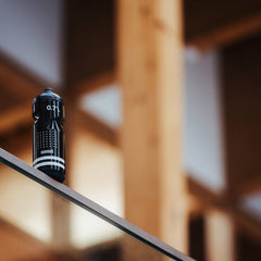 SIGG Pulsar Black 0,75 l, käytössä ulkona