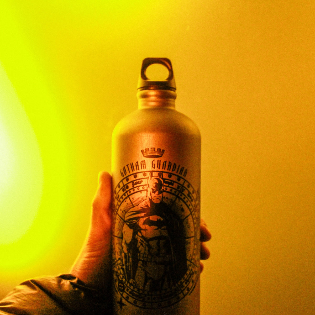 SIGG Batman Guardian 1,0 l, käytössä ulkona