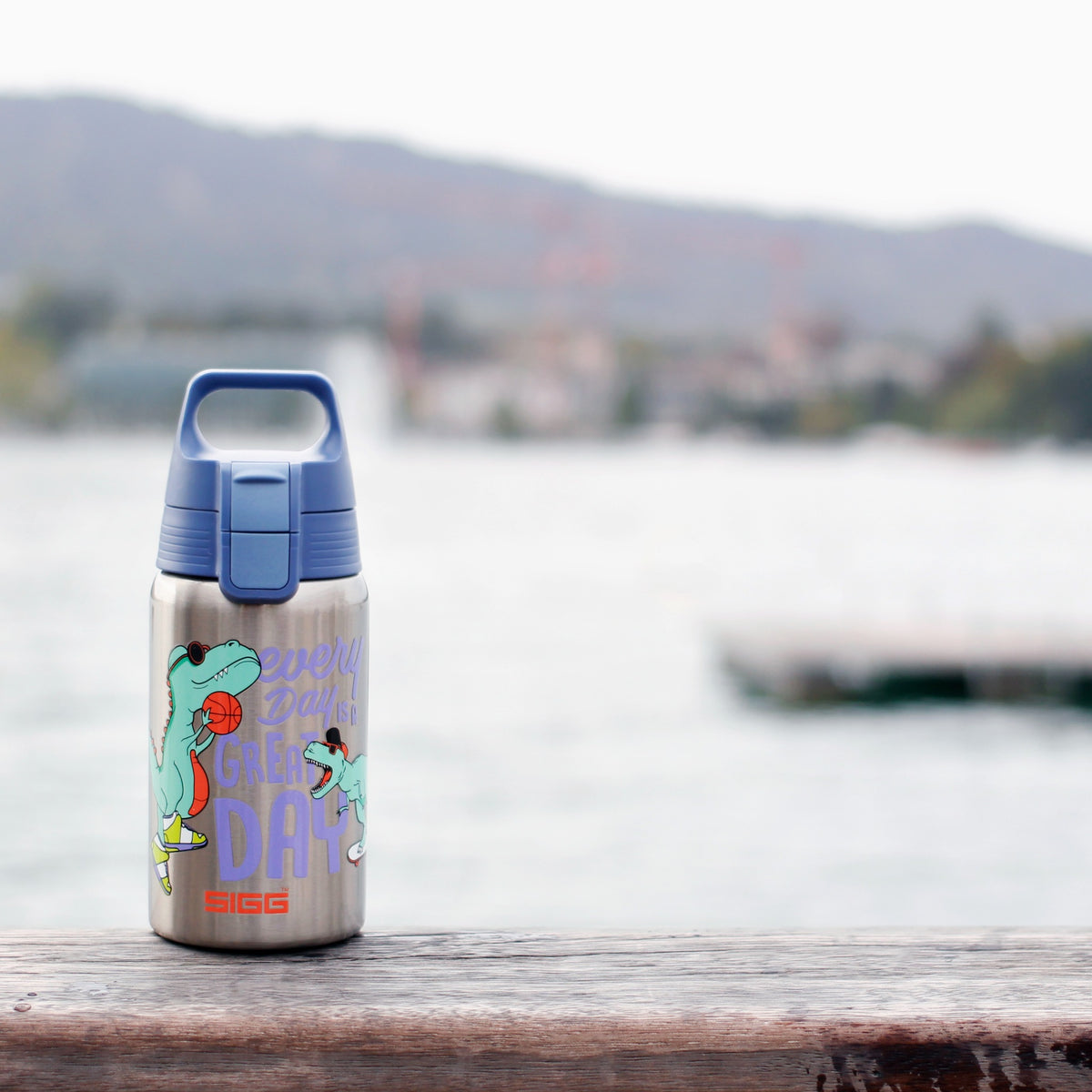 SIGG Shield One Great Day 0,5 l, käytössä ulkona 2