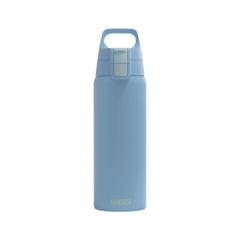 SIGG Shield One teräksinen juomapullo Water Blue 0,75 l, edestä, pullo täytettynä