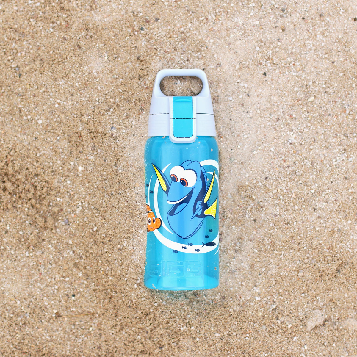 SIGG VIVA ONE Dory 0,5 l, käytössä ulkona
