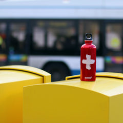 SIGG Swiss Red 0,6 l, käytössä ulkona 2