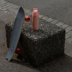 SIGG Shield One Shy Pink 1,0 l, käyttökuva